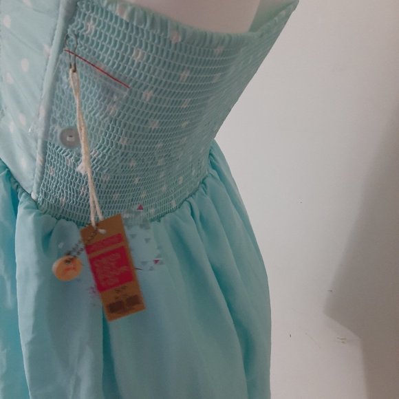 Dress - Picture 2 of 4